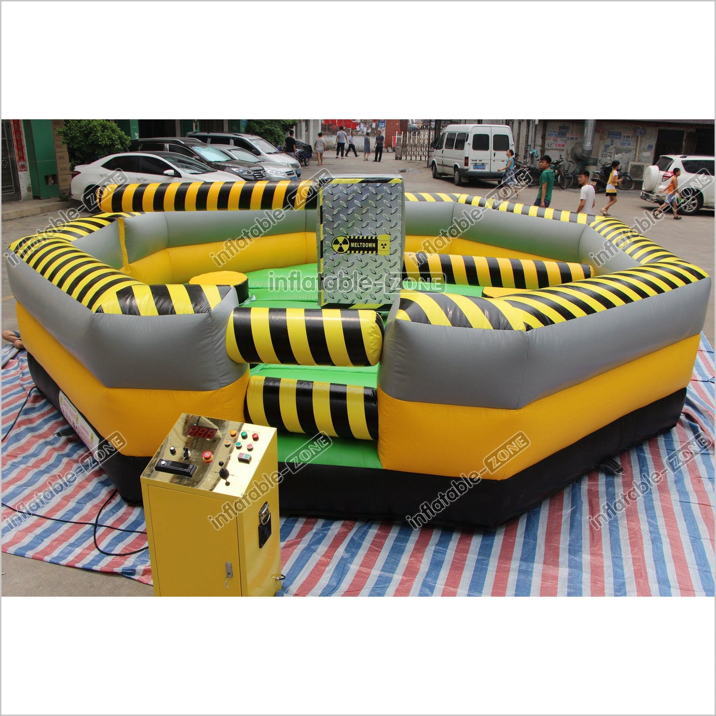 Commercial Inflatable Wipeout Sweeper Interactive Meltdown Machine Inflatable Bouncer Game Wipe Out Challenge - Inflatable-Zone