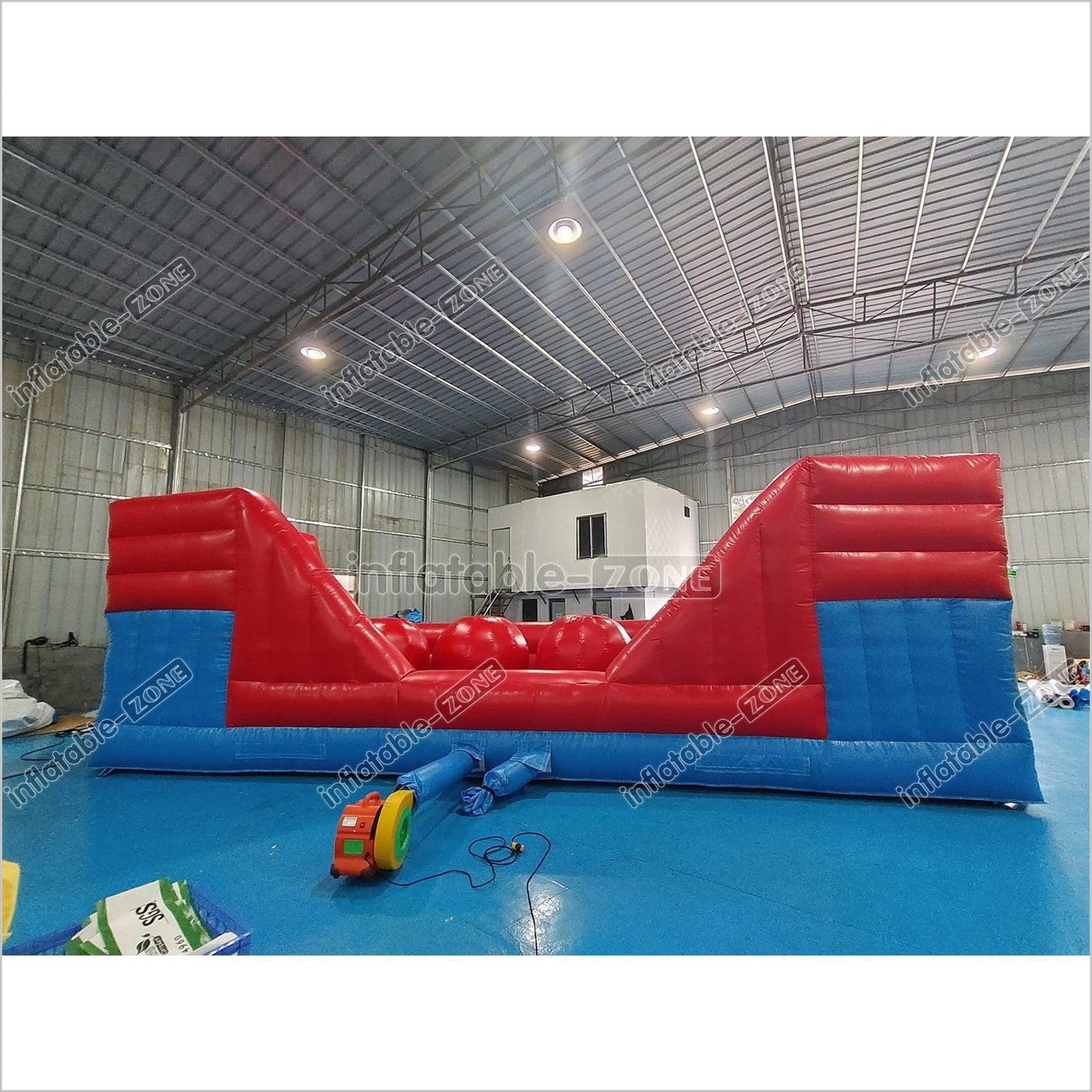 Inflatable Big Balls Wipeout Run Sports Game Inflatable Obstacle Course - Inflatable-Zone