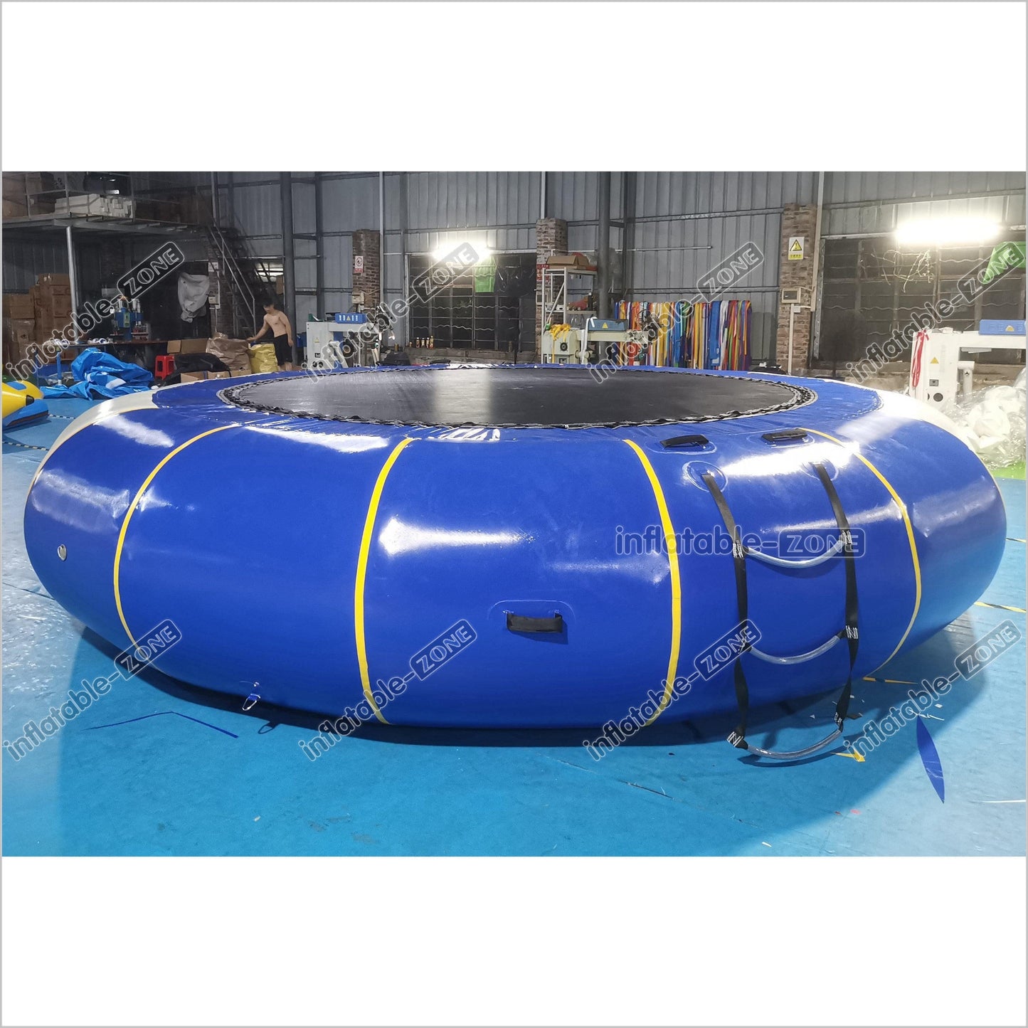 Giant Inflatable Water Trampoline Round Inflatable Water Jumping Bouncer With Ladder For Sports - Inflatable-Zone