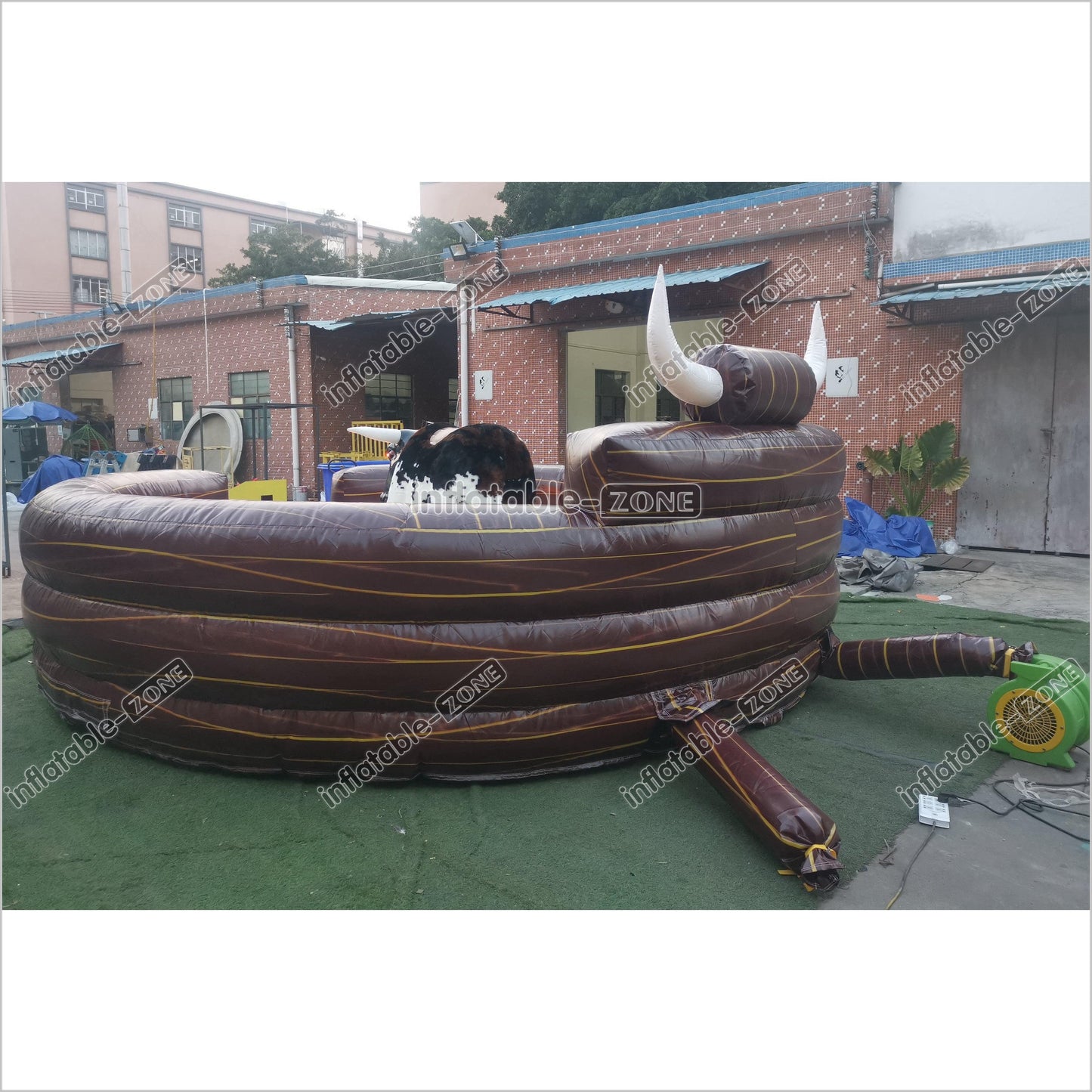 Inflatable Electric Bull Riding Bull Ride Machine Price Mechanical Bull Hire - Inflatable-Zone