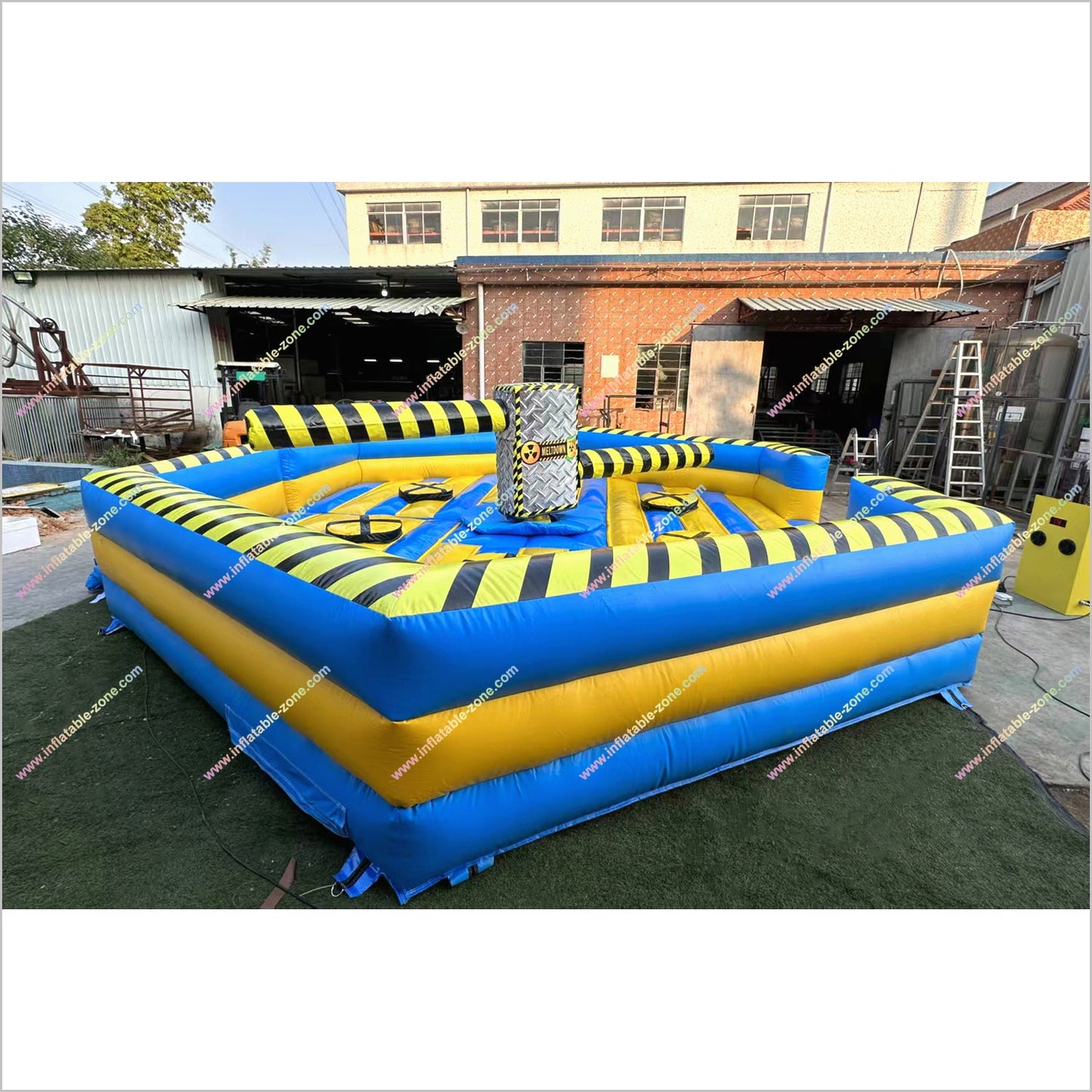 The Meltdown Inflatable Elimination Trampoline Wipeout Obstacle Course Near Me Toxic Meltdown Inflatable Game