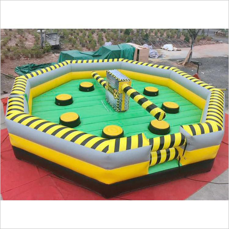 Interactive Inflatable Meltdown Challenge Games Inflatable Wipeout Game With Mechanical