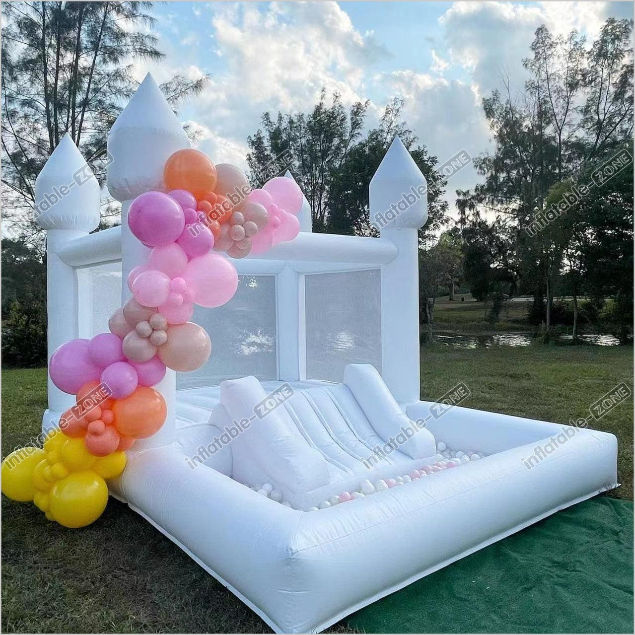 Commercial Grade Inflatable White Bouncy Castle With Ball Pit Combo For Wedding White Bounce House Jumping Castle - Inflatable-Zone