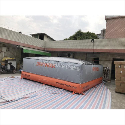 Sport Games Oem Inflatable Air Bag For Jumping, Inflatable Bike Jump Airbag, Air Bag Jump - Inflatable-Zone