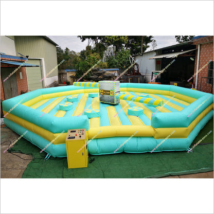 Meltdown Jumper Rental Inflatable Wipeout Trampoline Devil Wheel Mechanical Toxic Meltdown Inflatable Game For Multiplayer