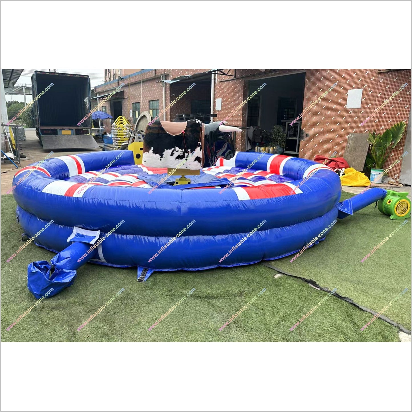 Rotating Electric Mechanical Bull Riding Hot Outdoor Party Inflatable Mattress Rent Mechanical Bull Near Me