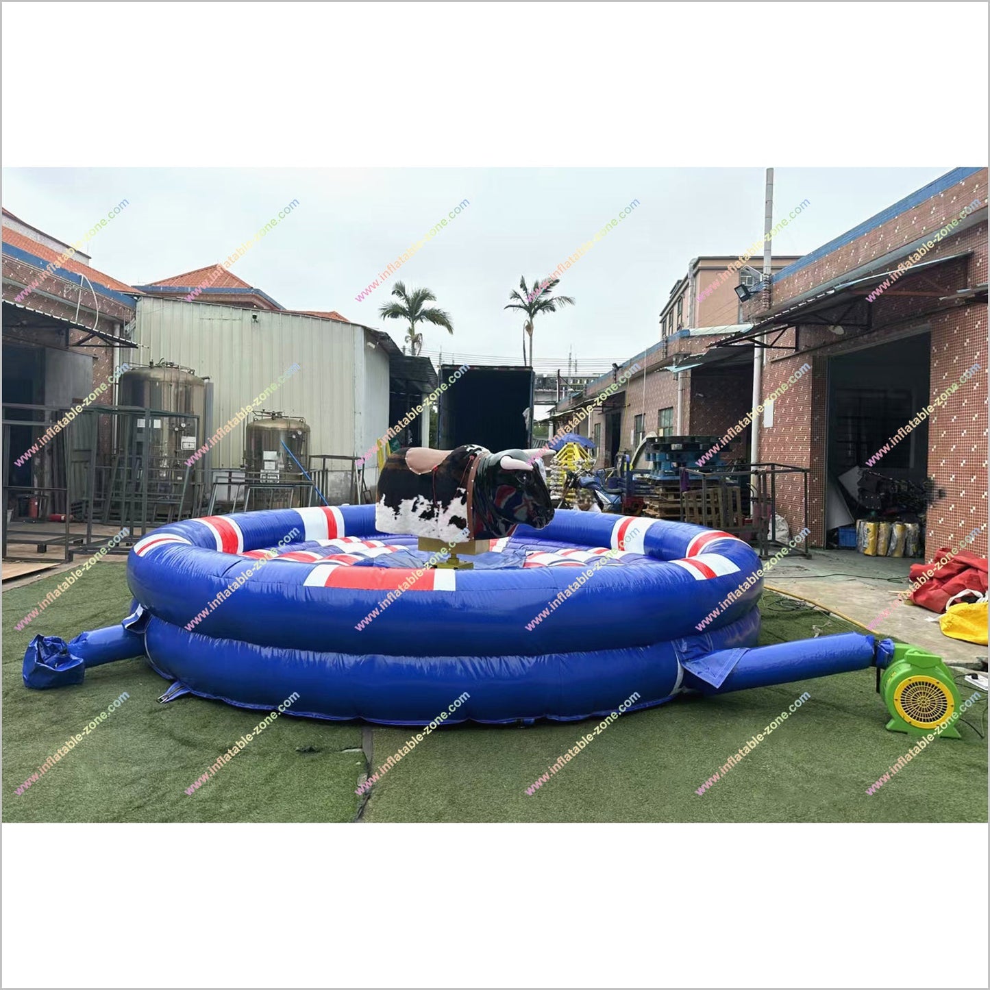 Rotating Electric Mechanical Bull Riding Hot Outdoor Party Inflatable Mattress Rent Mechanical Bull Near Me