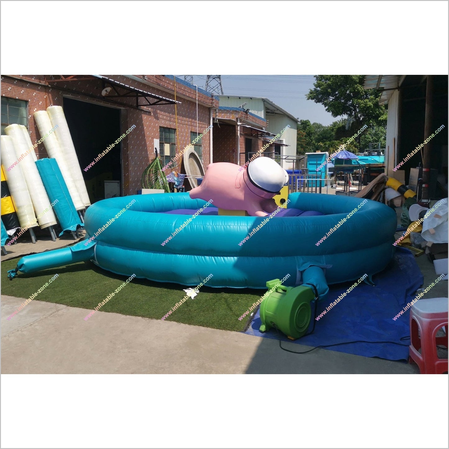 Challenge Electric Mechanical Pig Inflatable Bull Riding Bouncer Machine Competitive Pig Inflatable Rodeo Bull For Sale