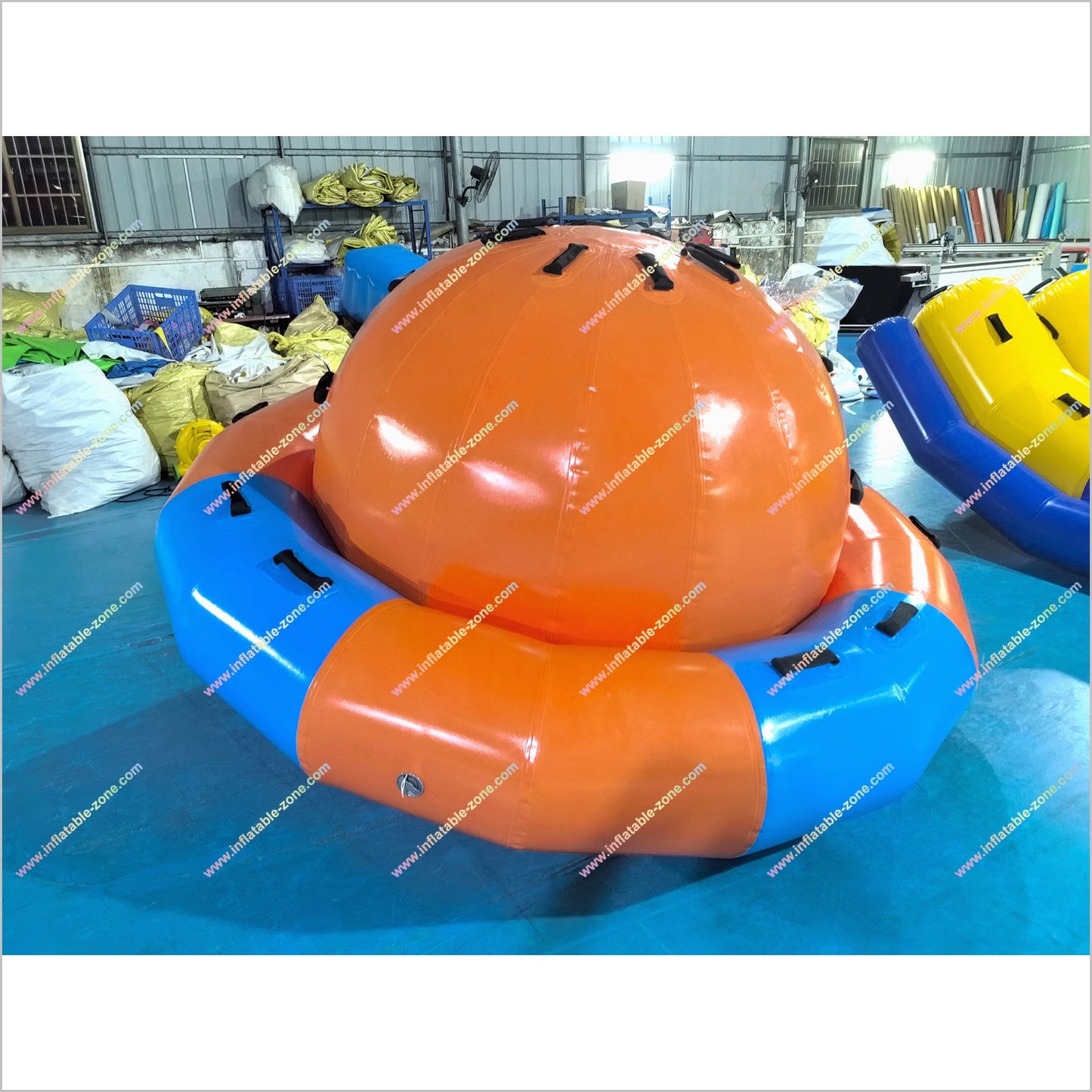 Crazy Spinning Inflatable Water Rocker UFO Towable Tube Inflatable Gyro Floating Water Park Toy