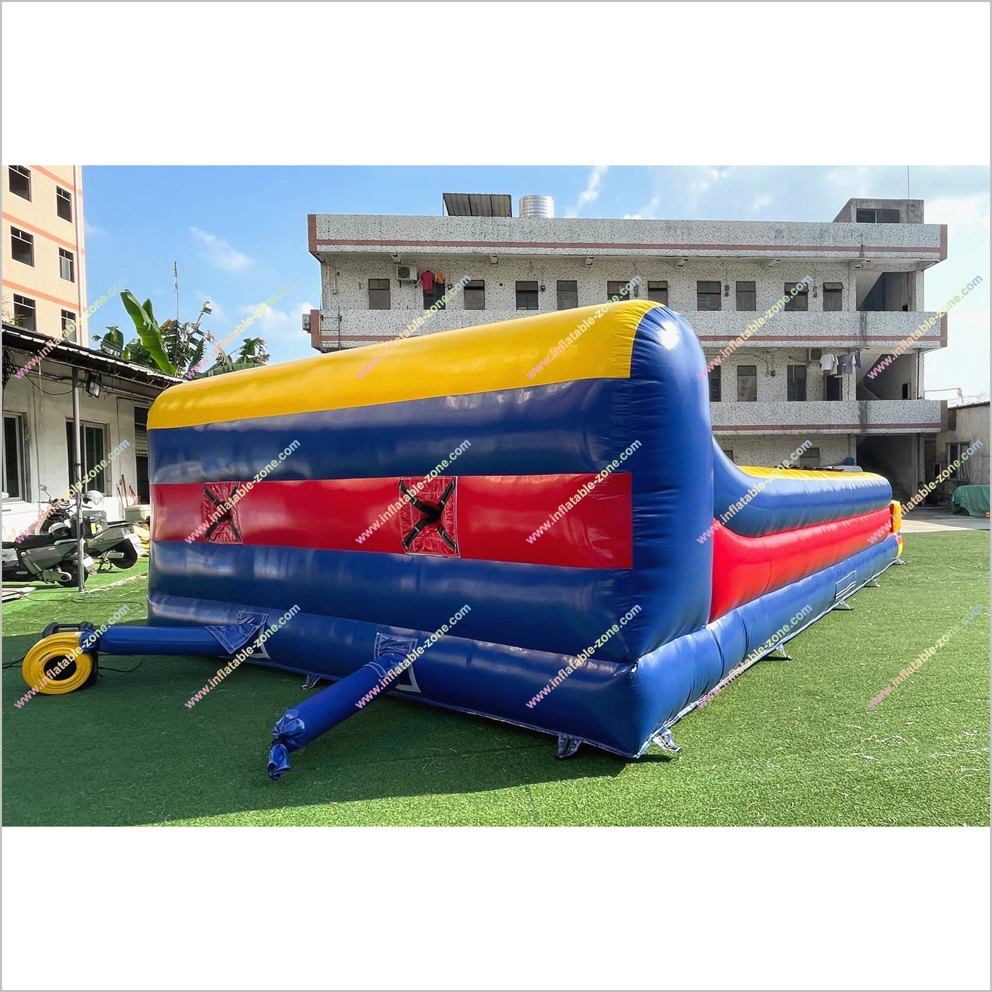 Gladiators Inflatables Bungee Run Joust Combo Interactive Activity Jousting Inflatable Rental Near Me