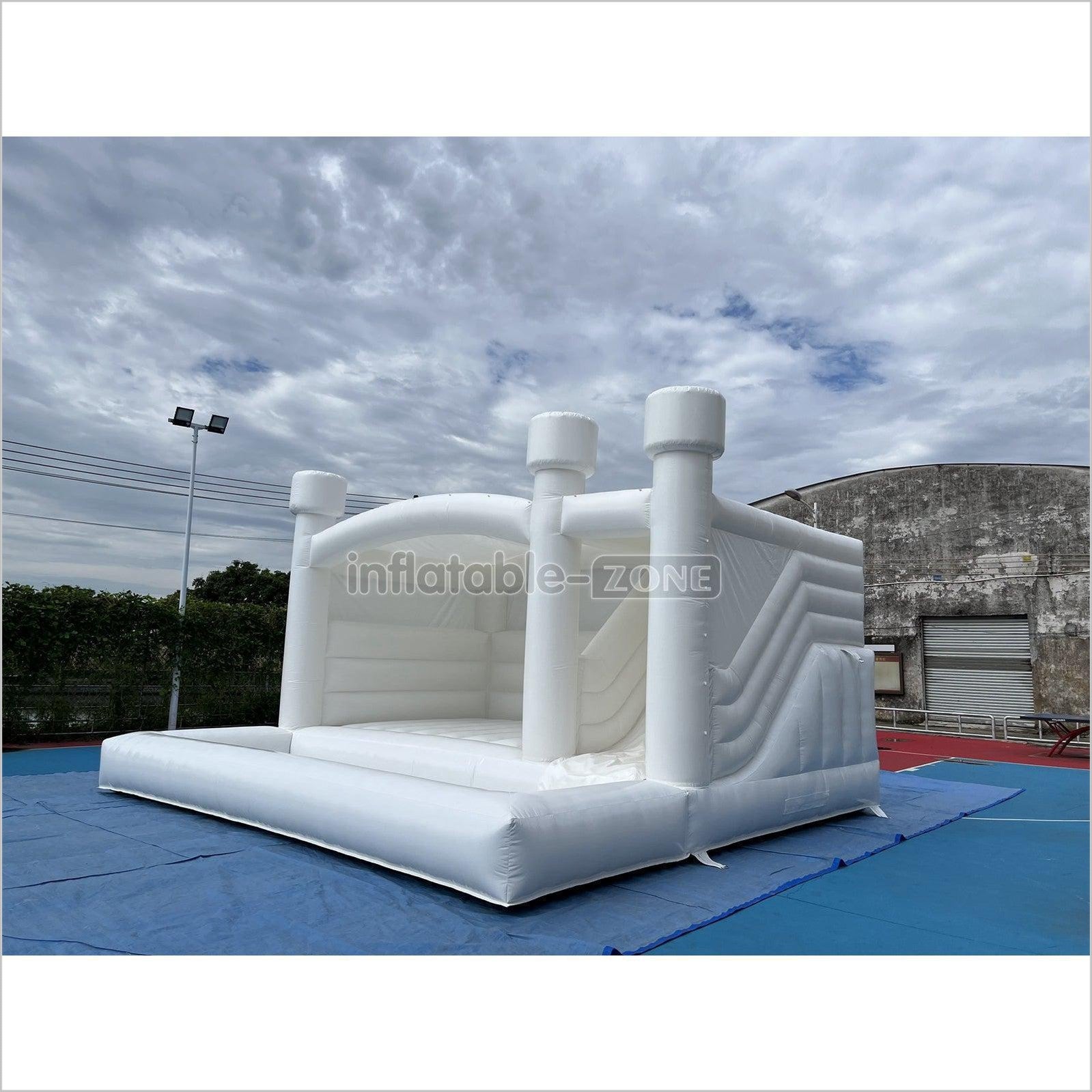 Inflatable White Bounce Castle With Slide Inflatable Water Balloon Pool Jumping House - Inflatable-Zone