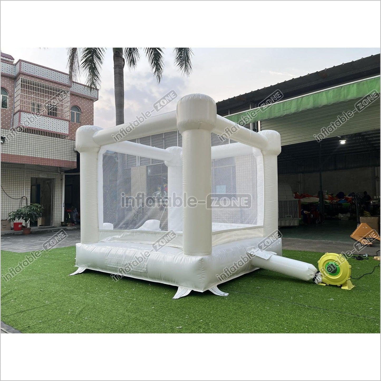 Inflatable Small White Bounce House With Slide for Party White Bouny Castle Slide - Inflatable-Zone