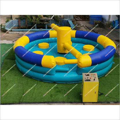 Play Outdoor Equipment Rotating Machine Meltdown Inflatable For Rent Standing Sweeper Wipe Out Game