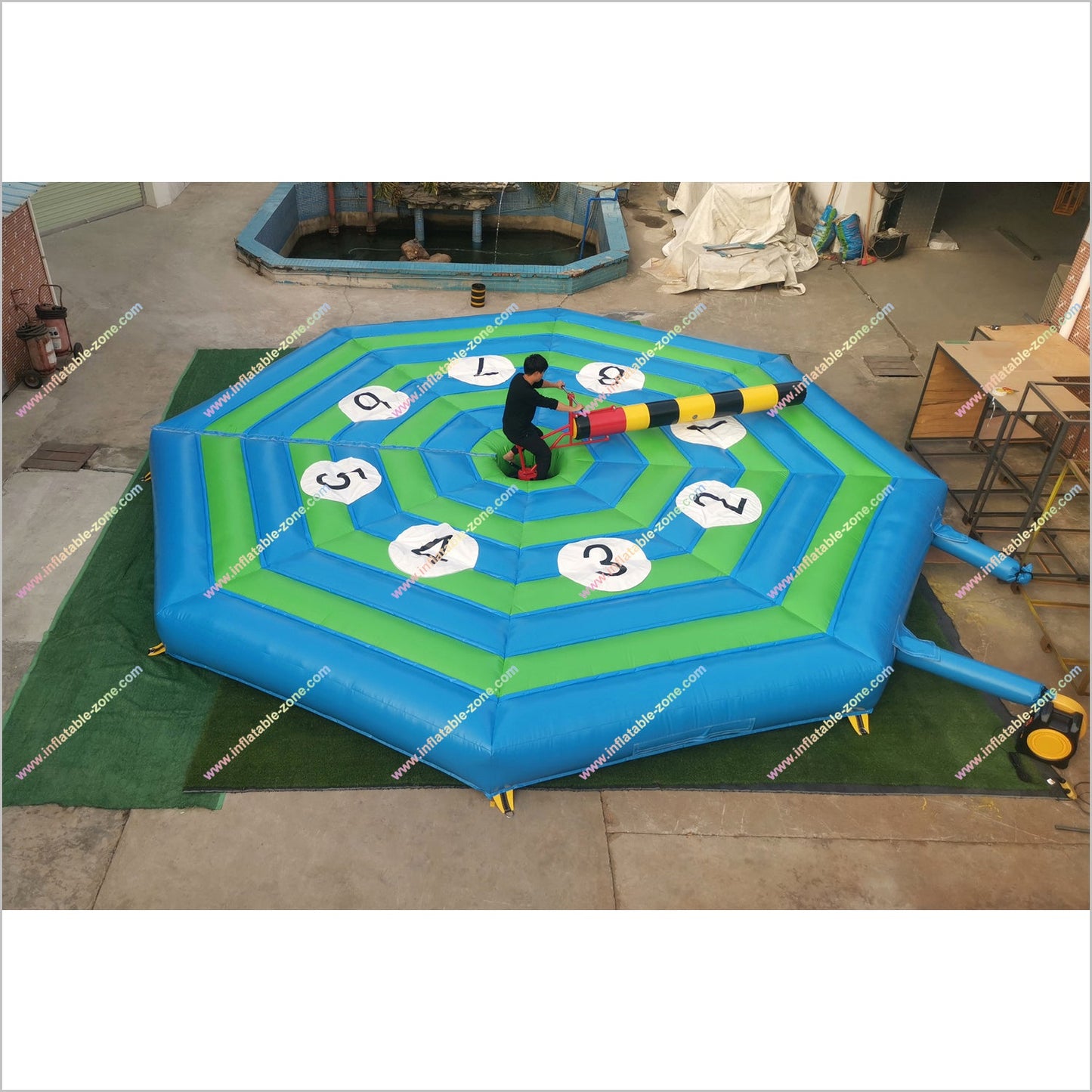 Last Man Standing Inflatable Wipeout Bike Sweeper Arm Inflatable Eliminator Sports Challenge Games