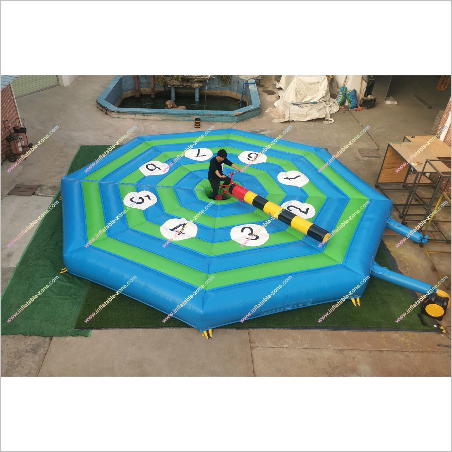 Last Man Standing Inflatable Wipeout Bike Sweeper Arm Inflatable Eliminator Sports Challenge Games