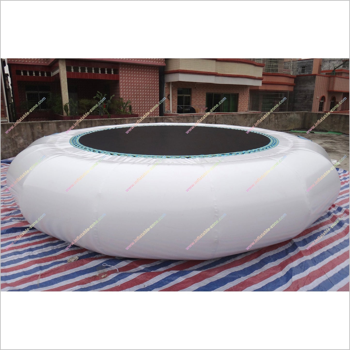 Inflatable Aqua Park Near Me Trampoline Blow Up Jumping Bouncers Best Rated Water Trampoline Bounce Mat - Inflatable-Zone
