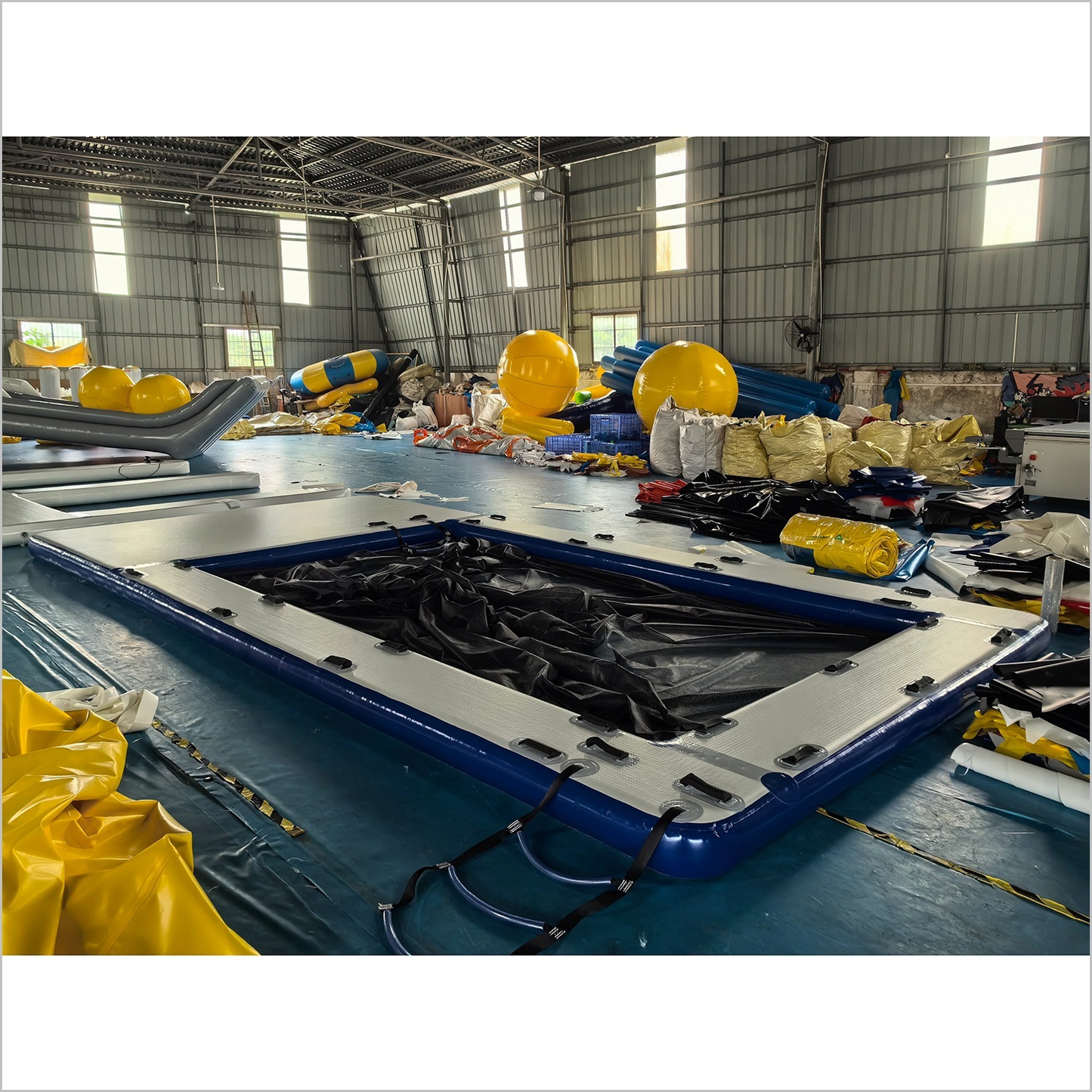 Inflatable Jellyfish Protect Sea Floating Swimming Pool With Net